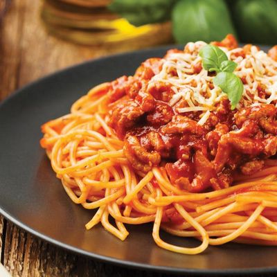 Spaghetti pasta with sauce and minced meat