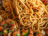 Spaghetti With Shrimp And Red Sauce