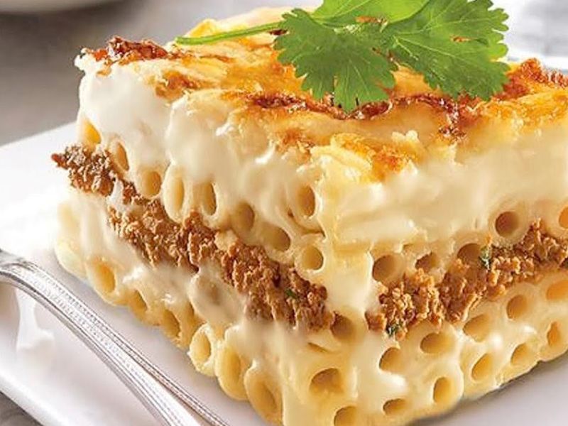Bechamel With Meat Pasta