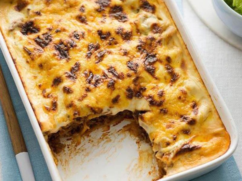 Pasta With Bechamel And Meat