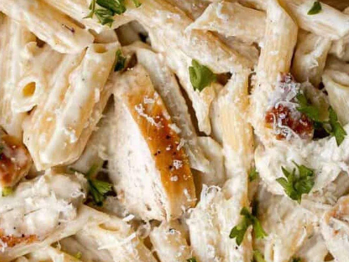 White Sauce Penne Pasta With Cordon Bleu