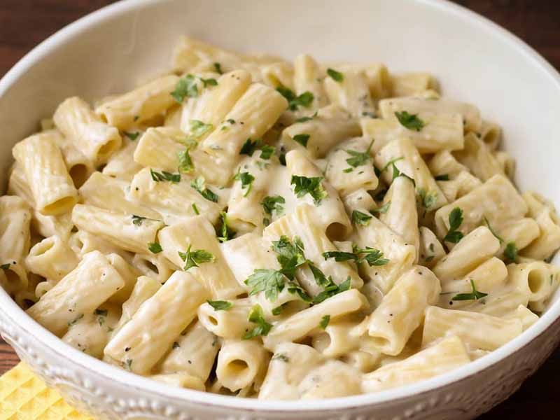 White Sauce Pasta