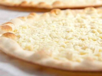 Halloumi Cheese Manoucheh
