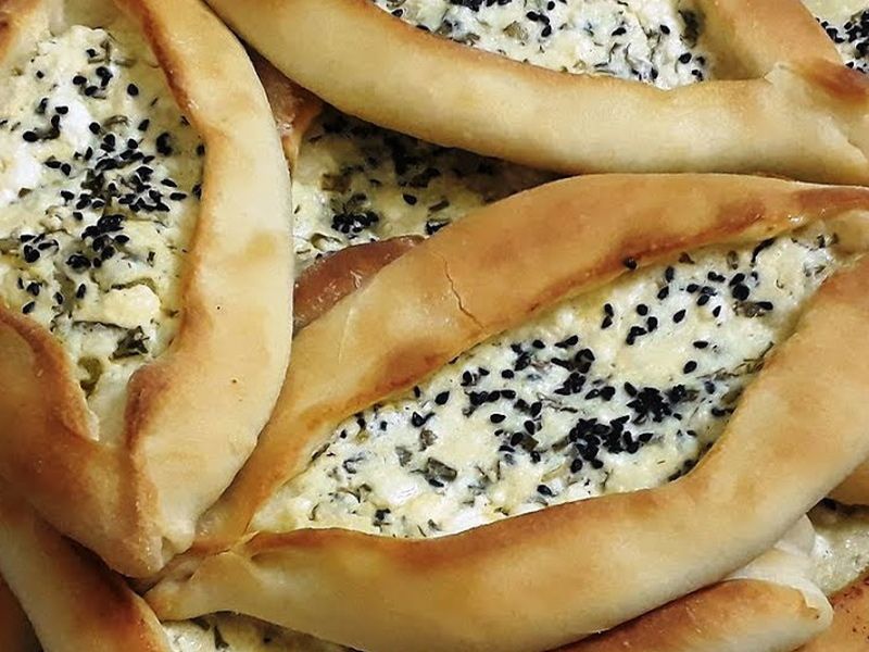 White Cheese Manoucheh