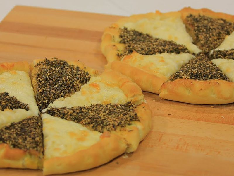 Thyme With Cheese Manoucheh
