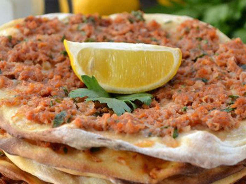 Meat Manoucheh