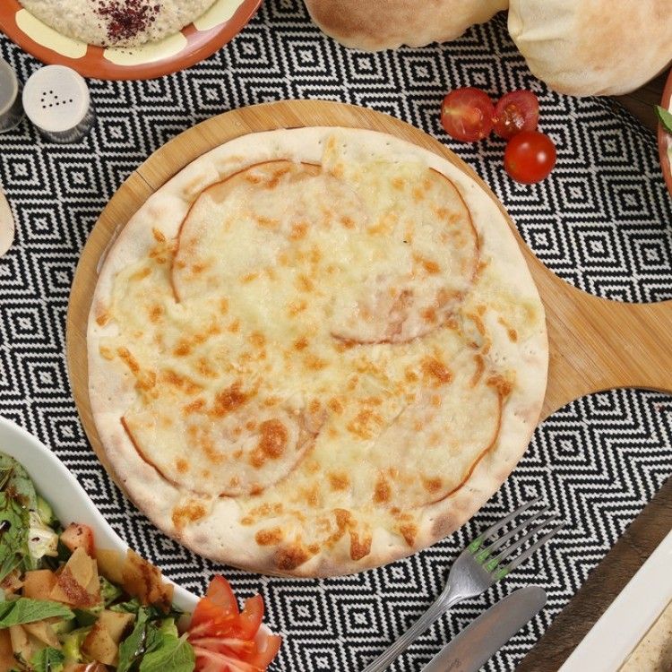 Fried Manoucheh With Cheese