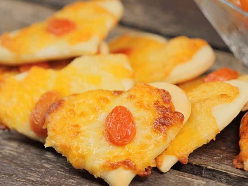 Turkey and cheese Manoucheh