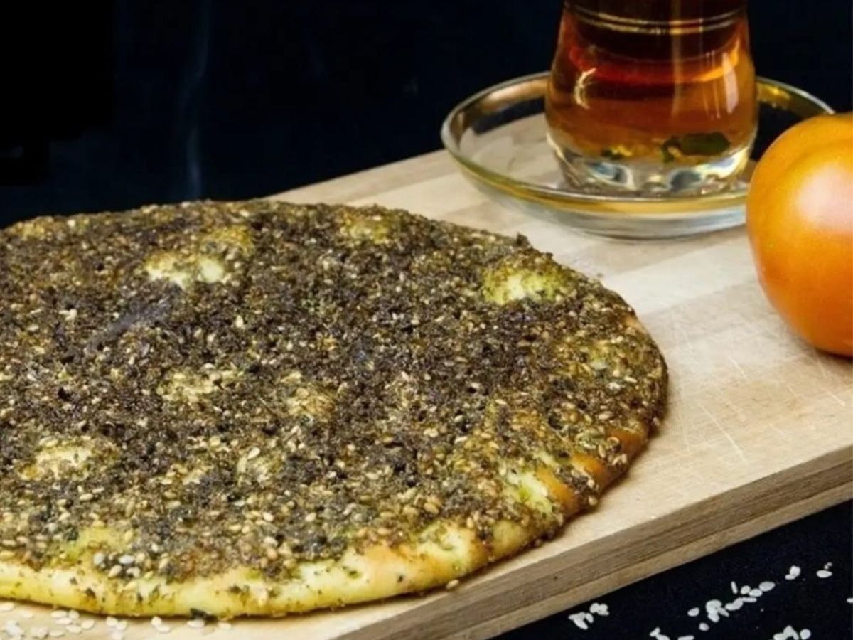 Zaatar Manoucheh