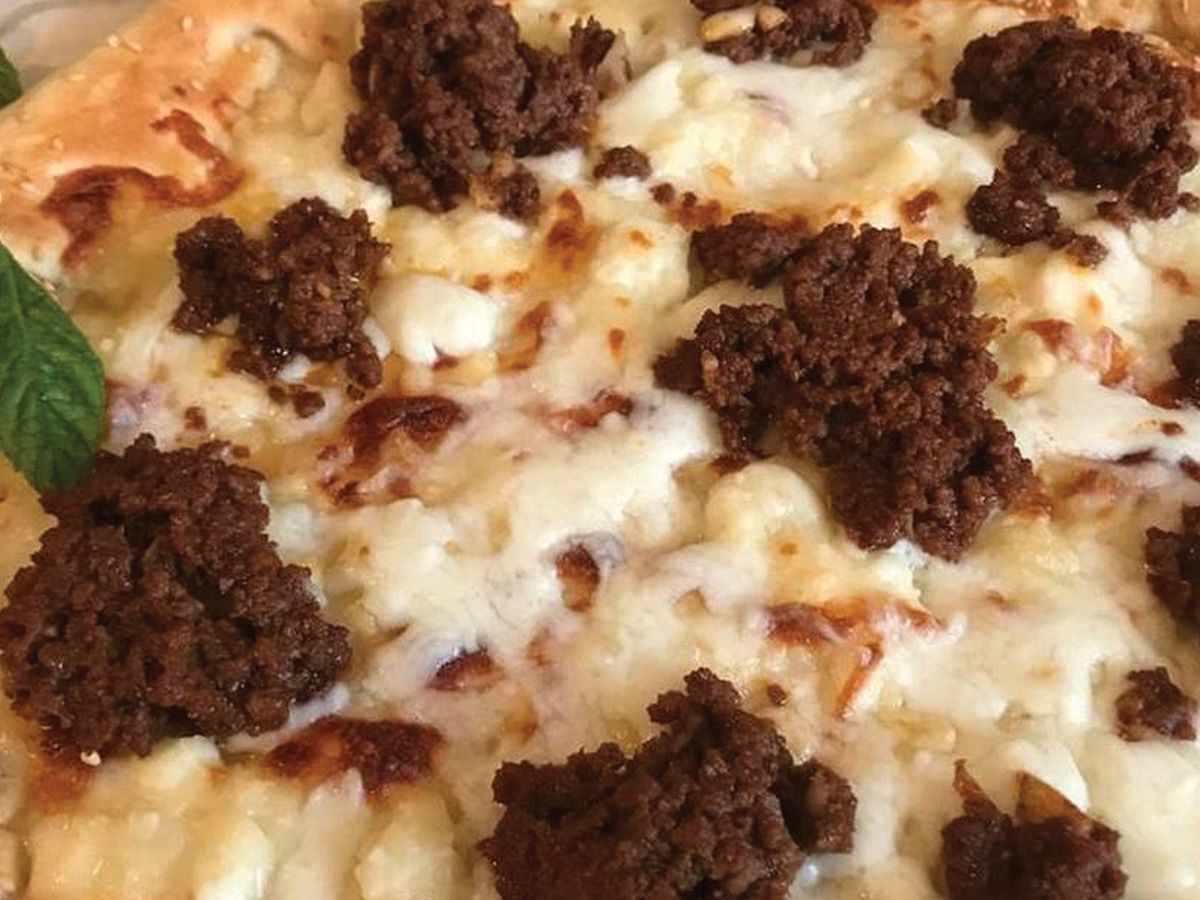 Manoshieh Sojok and Cheese
