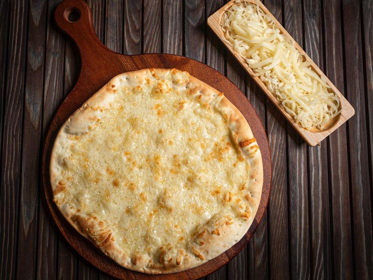 Cheddar Manoucheh