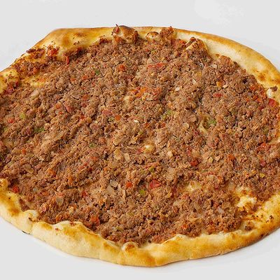 Plain Minced Meat Manoushe