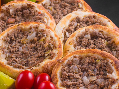 Meat Manoucheh