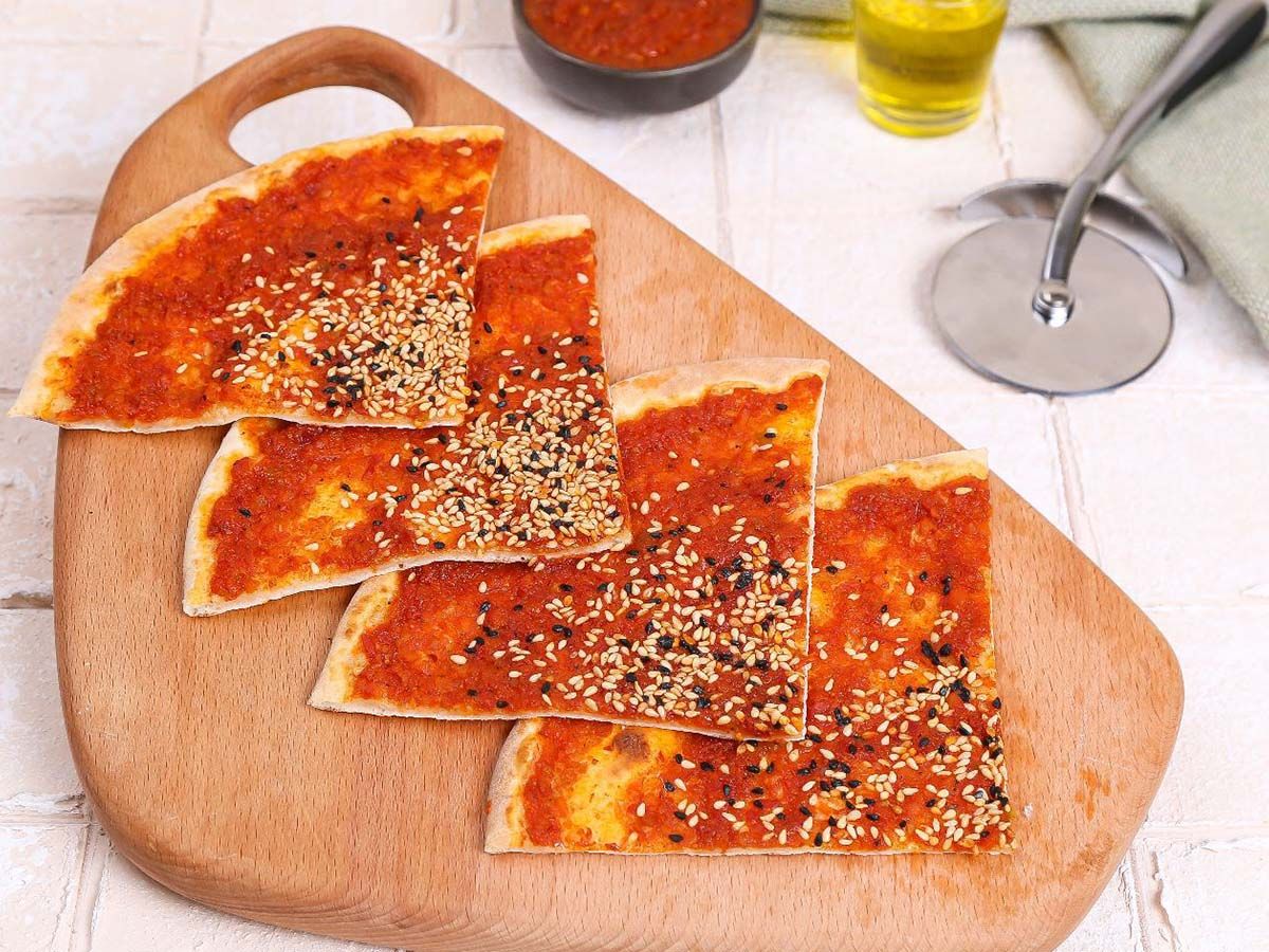 Muhammara Manakish