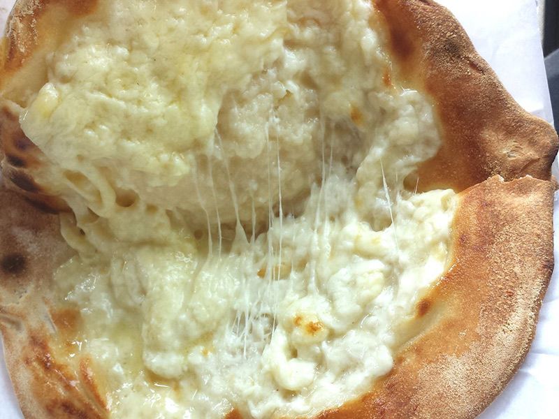 Mix Cheese Manoucheh
