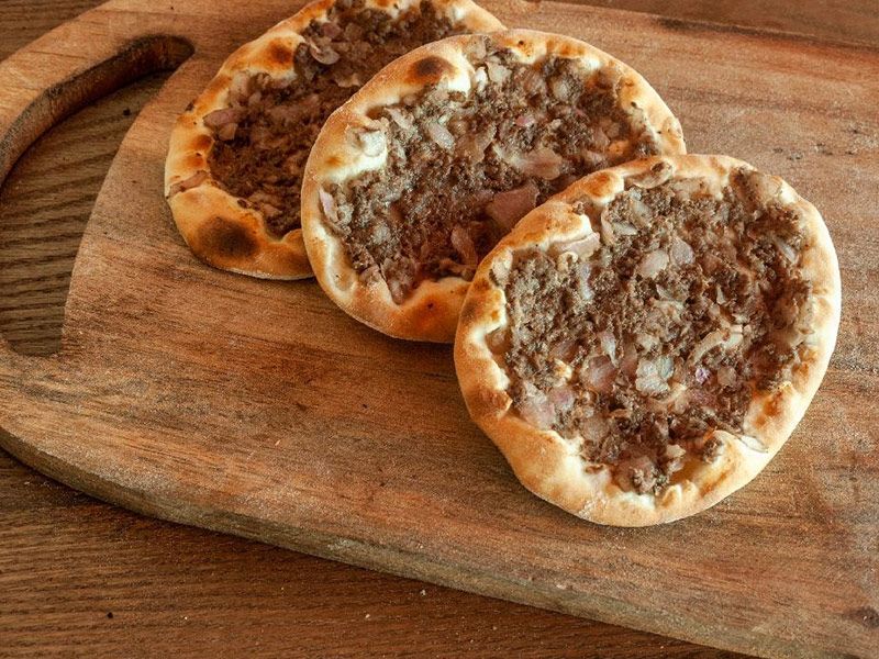 Oriental Sausage And Mozzarella Cheese Manoucheh