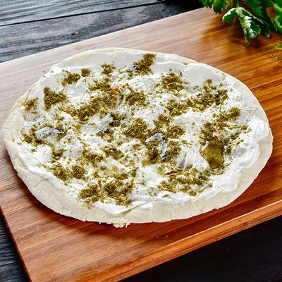لبنة مع زعتر