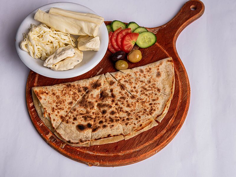 Mix Cheese Manakish