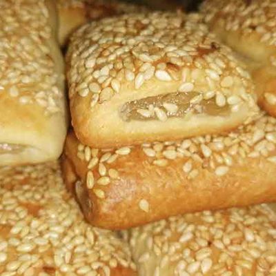 Malban Mnean with Sesame