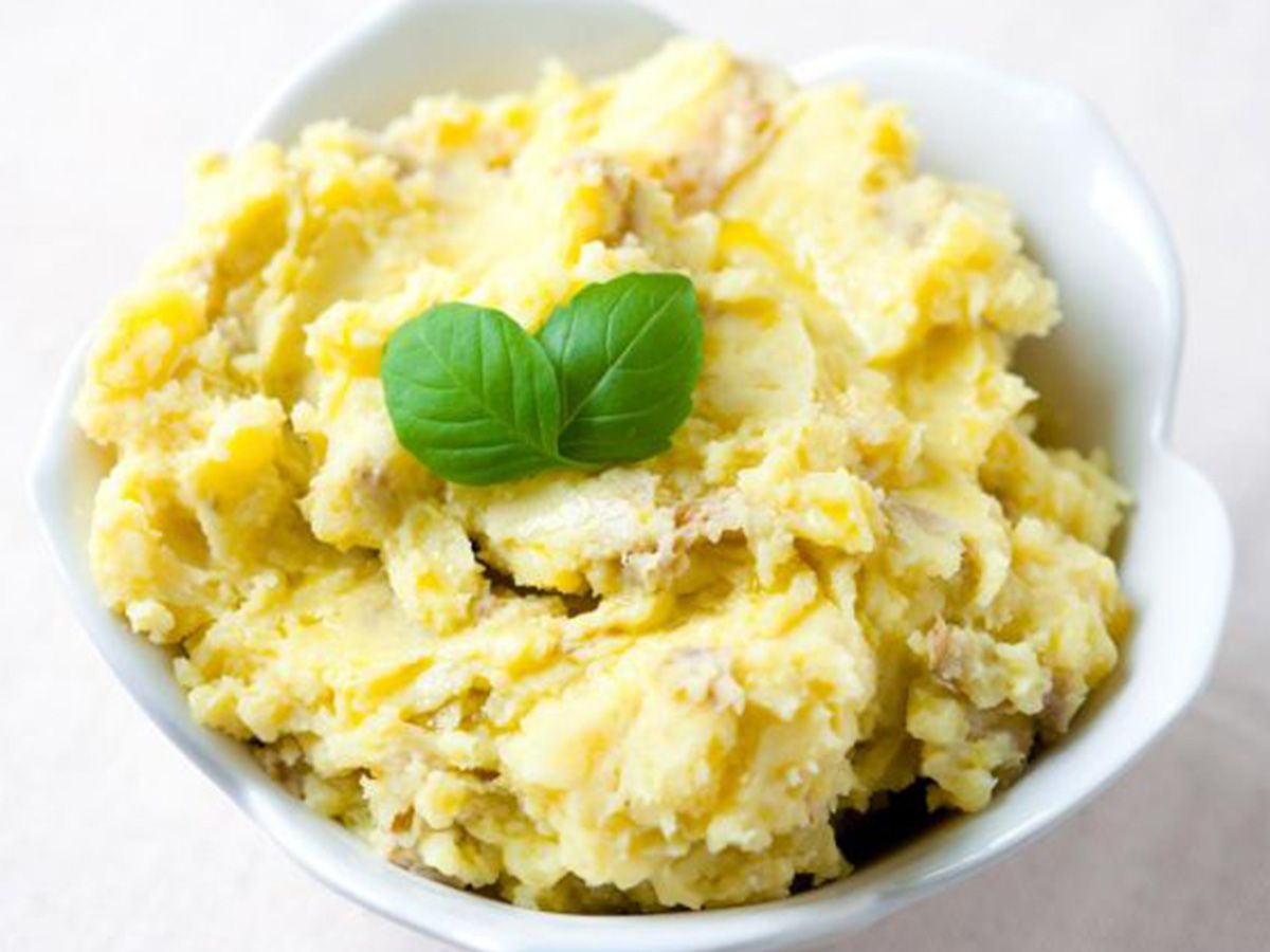 mashed With omelette eggs box