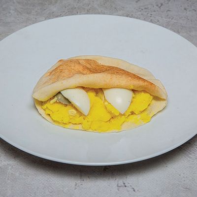 Mashed potatoes with eggs