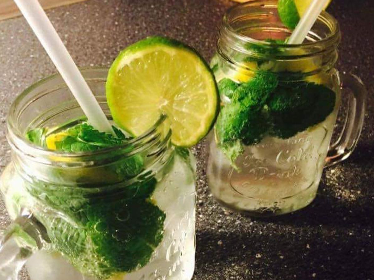 Classic mojito cocktail