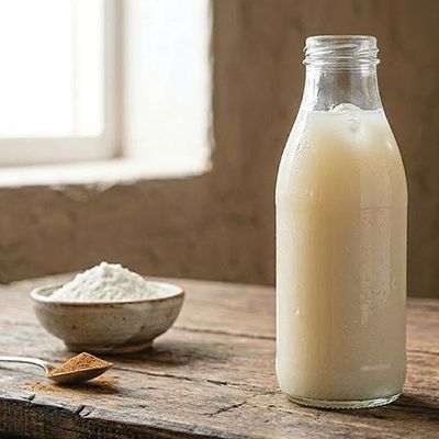 Fresh Banana with milk Juice