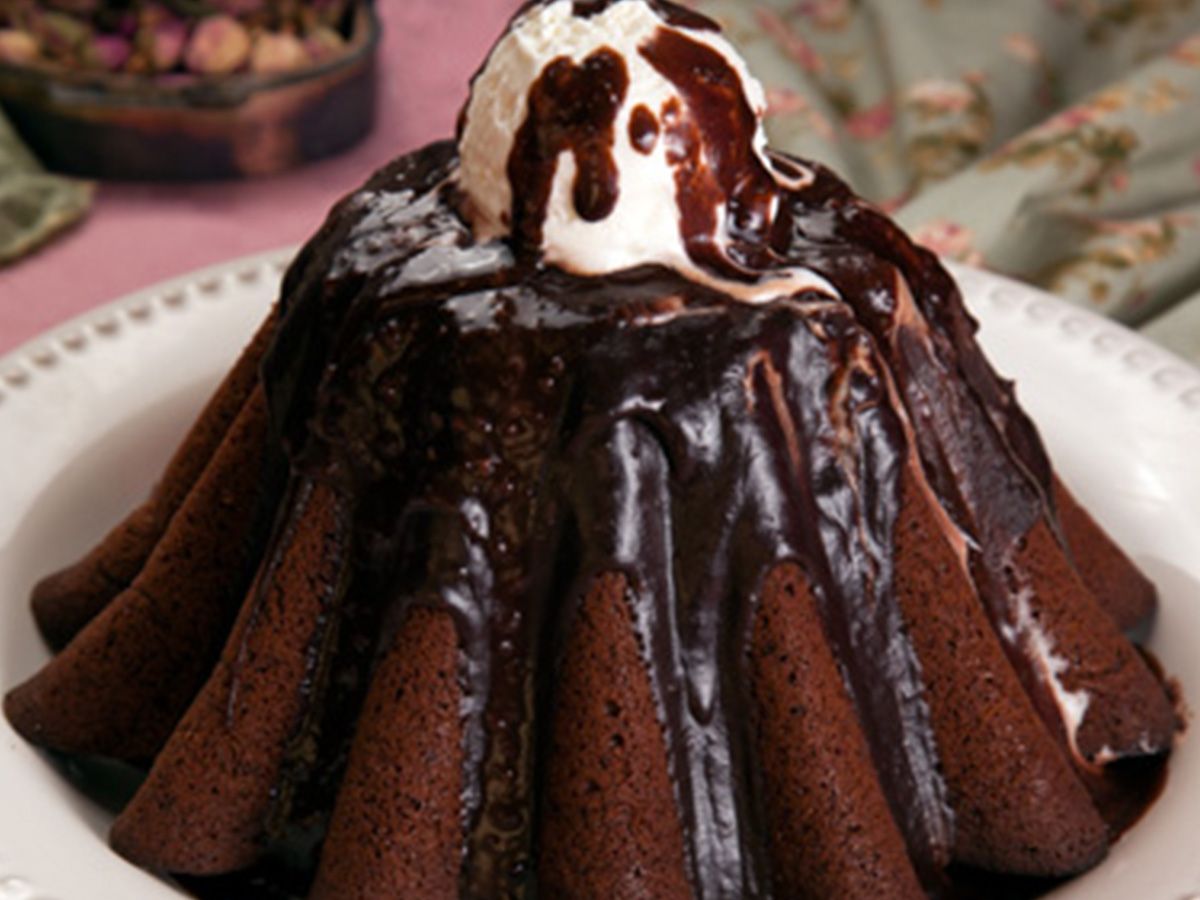 Molten Cake Ice Cream
