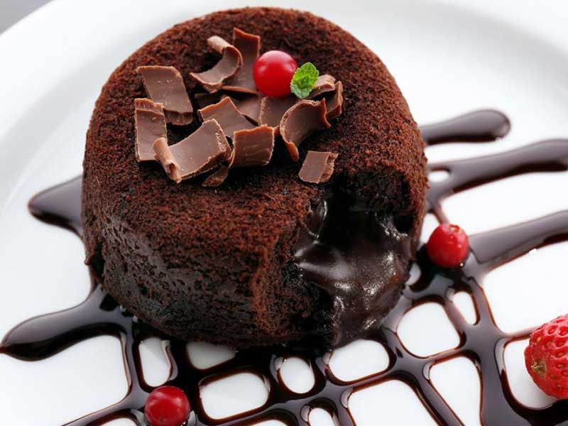 Molten Cake With Ice Cream