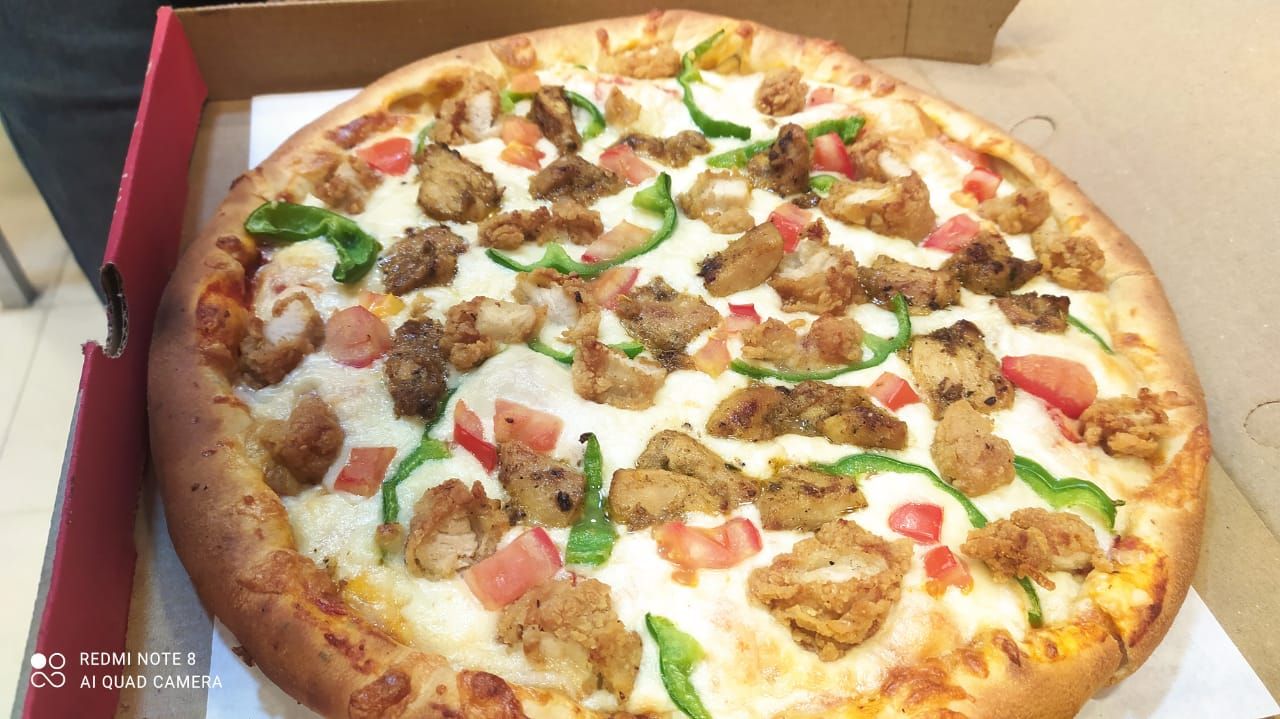 Mixaty Chicken Pizza
