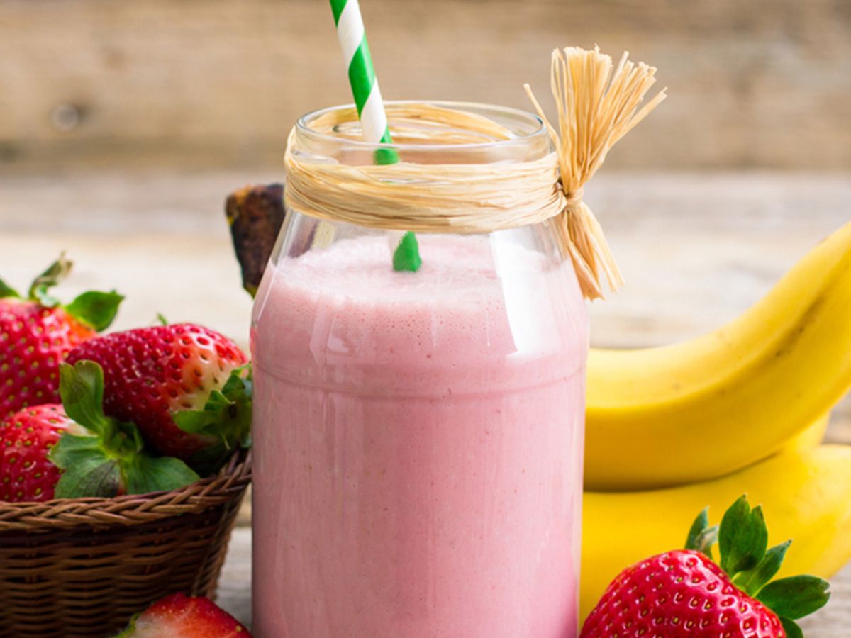 Banana strawberry milkshake