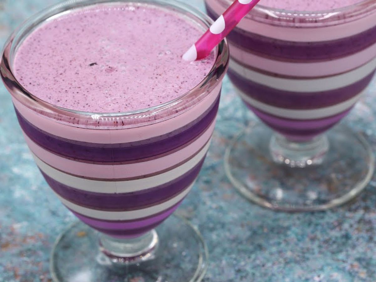 Blueberry MILKSHAKE