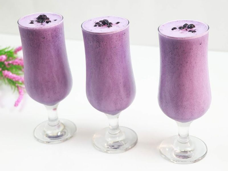 Blueberry Milkshake