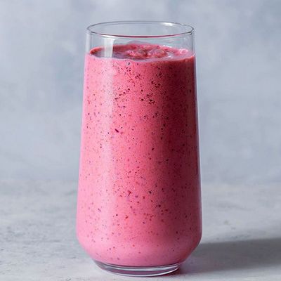berry yogurt milkshake