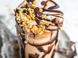 Snickers Chocolate Milkshake