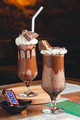 Snickers Chocolate Milkshake
