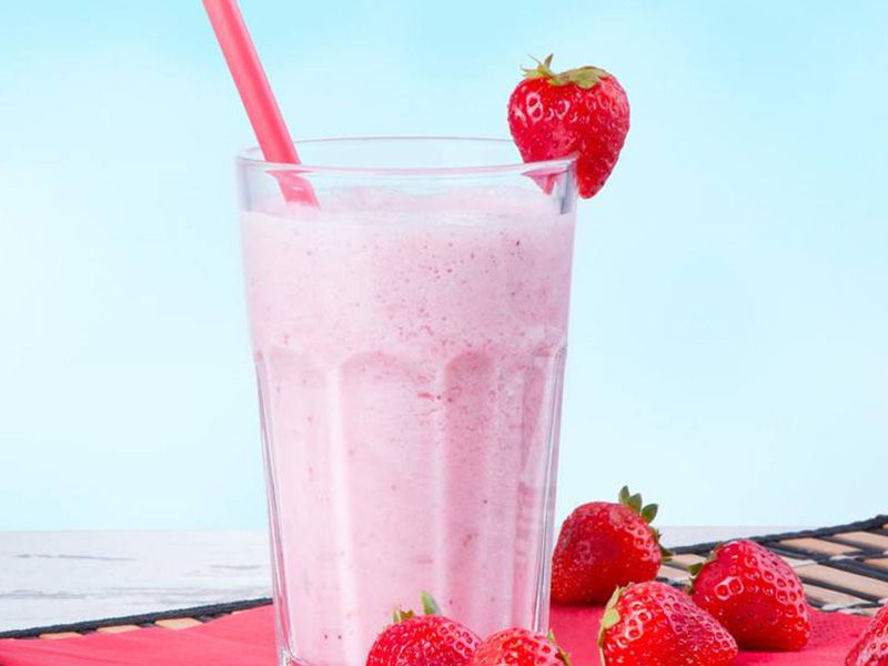 Mango With Strawberry Milkshake