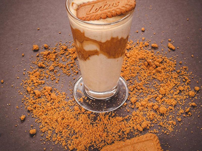 lotus milkshake