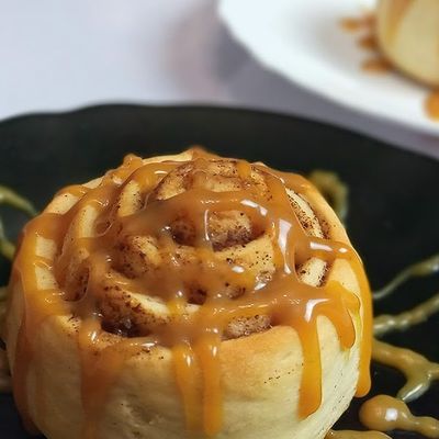 Cinnabon rolls photo 11