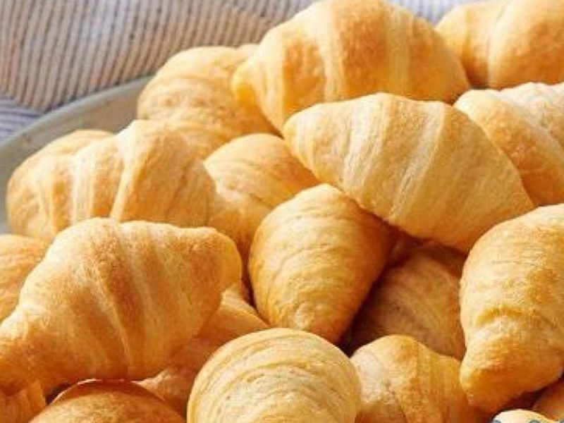 White Cheese Mini Croissant