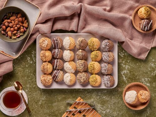 Petit four nuts