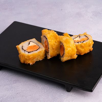 SALMON Hot Ura Maki