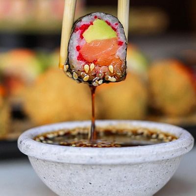 Hossu Dracula Roll