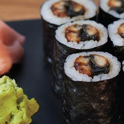 EEL HOSOMAKI ROLL