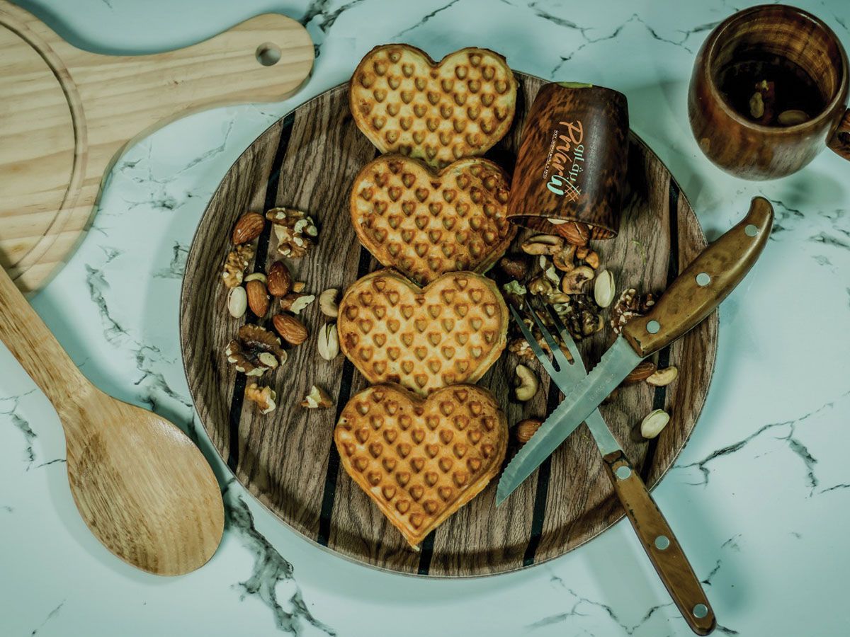 Basic Hearts Waffle