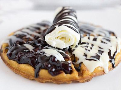 Four Seasons With Vanilla Ice Cream Waffle