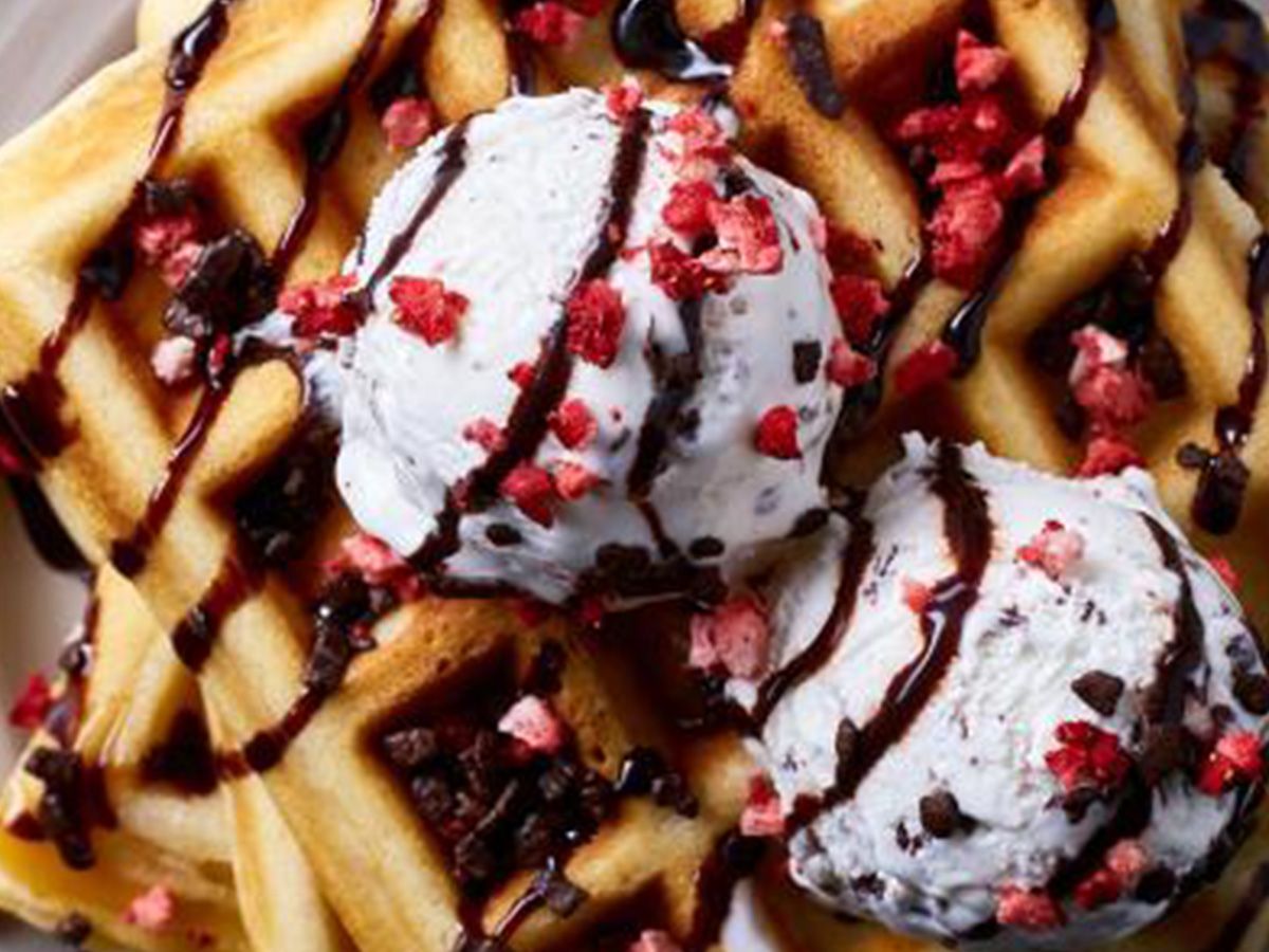 ice Fruit waffle