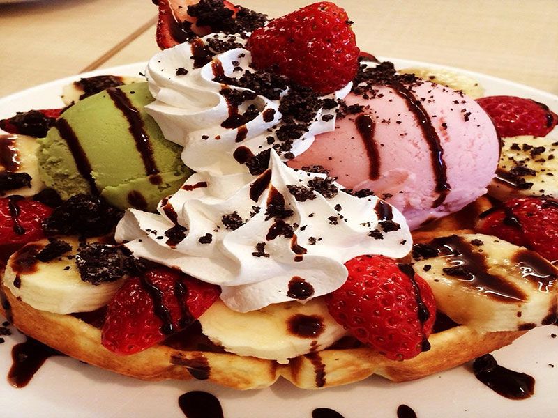 Chocolate With Ice Cream Waffle