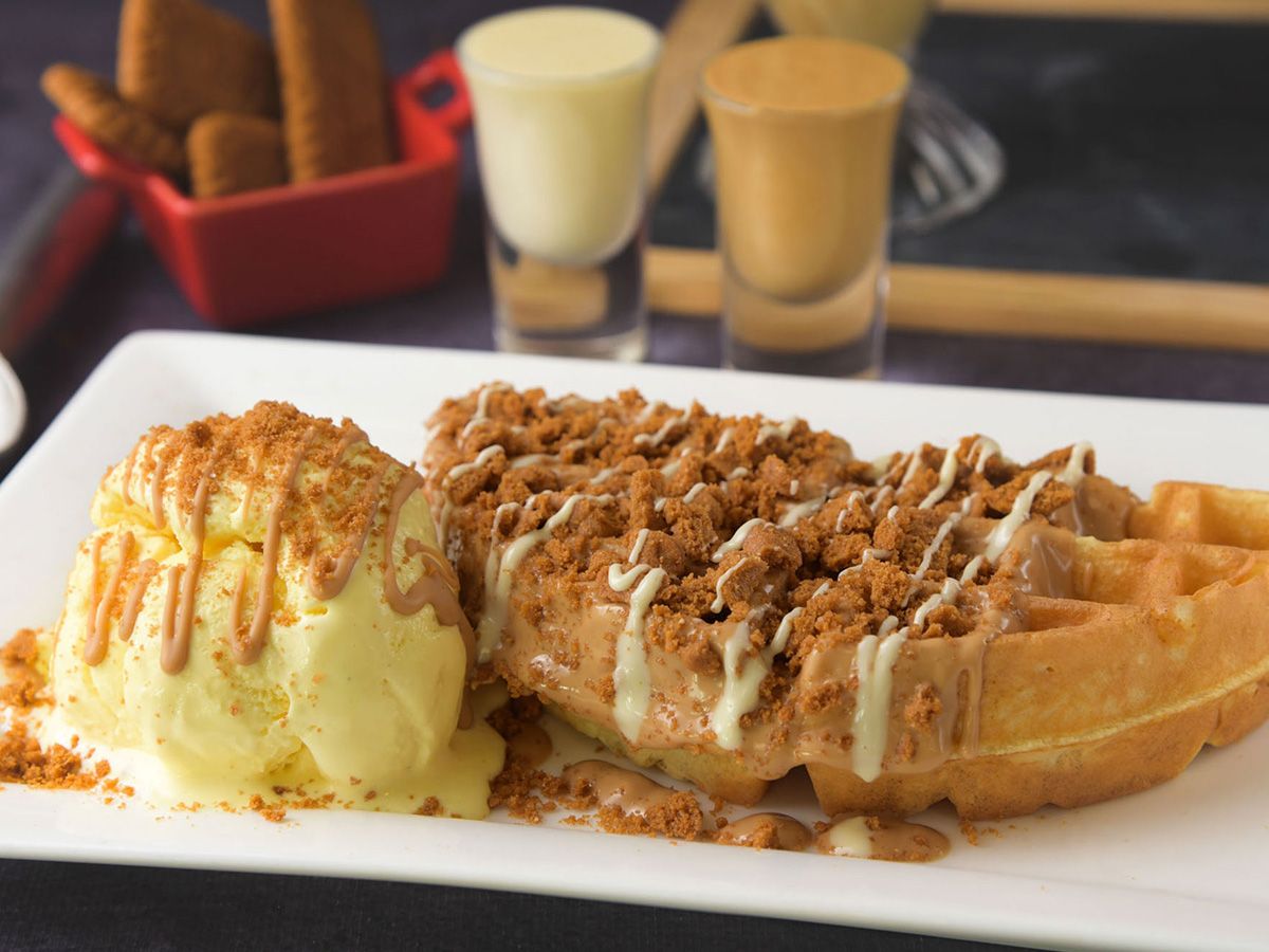 Ice lotus waffle