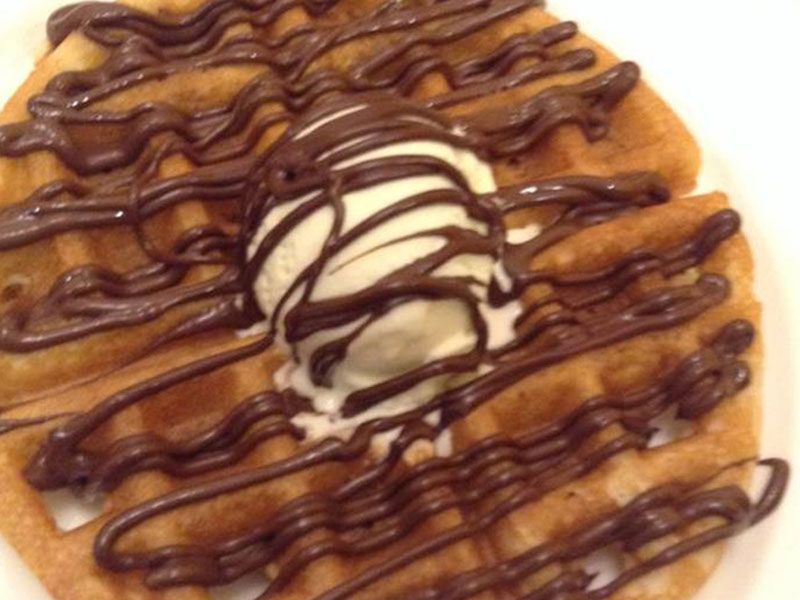 Nutella Chocolate With Ice Cream Waffle